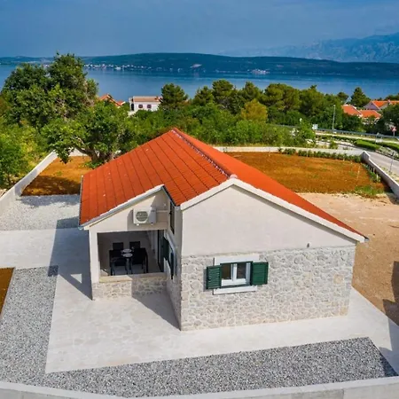 Holiday Home Zvone - Cozy And Comfortable Feriehus