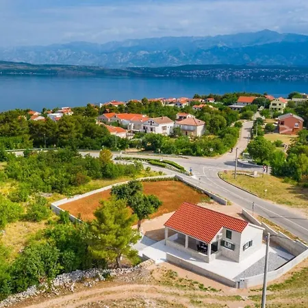 Holiday Home Zvone - Cozy And Comfortable Ferienhaus