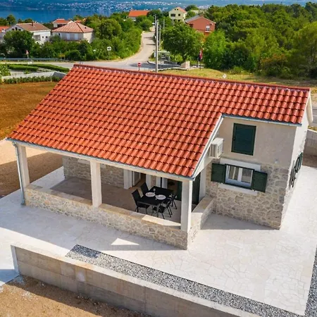 Holiday Home Zvone - Cozy And Comfortable Feriehus *